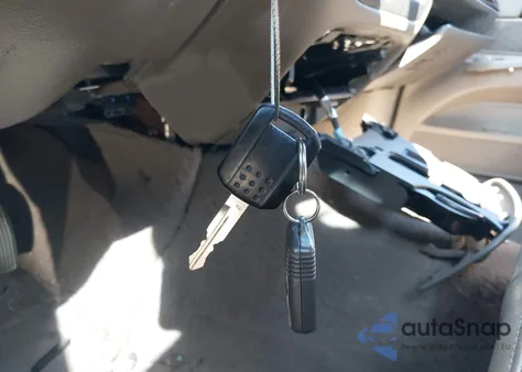 2004 Mercury Grand Marquis Ls from USA, damaged, VIN 2MEHM75W24X629309